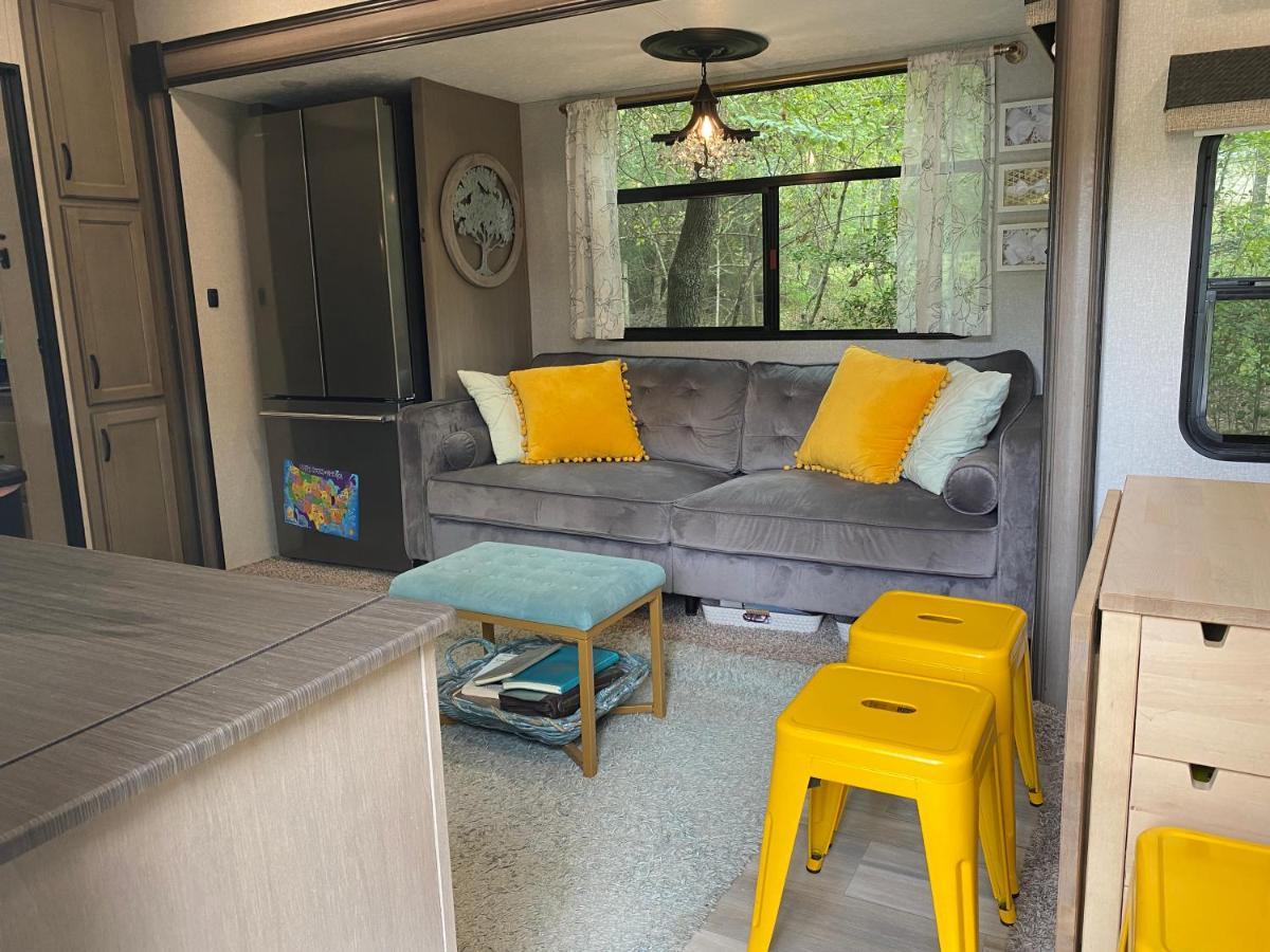 Cozy Rv Experience W/Pool+Spa Near Lake Conroe Willis Exterior foto